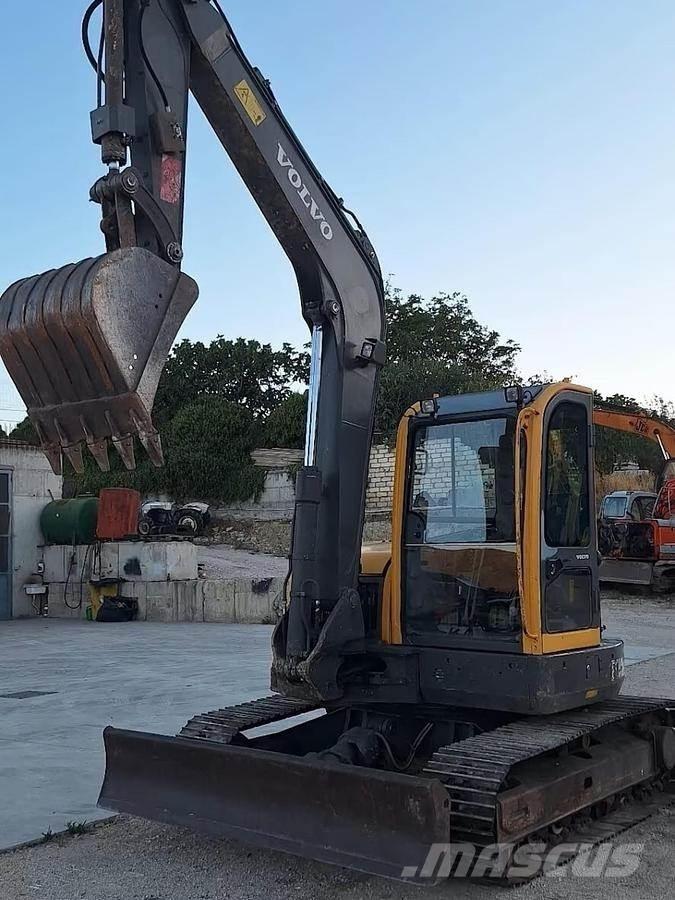 Volvo ECR88PLUS Midigraafmachines 7t - 12t