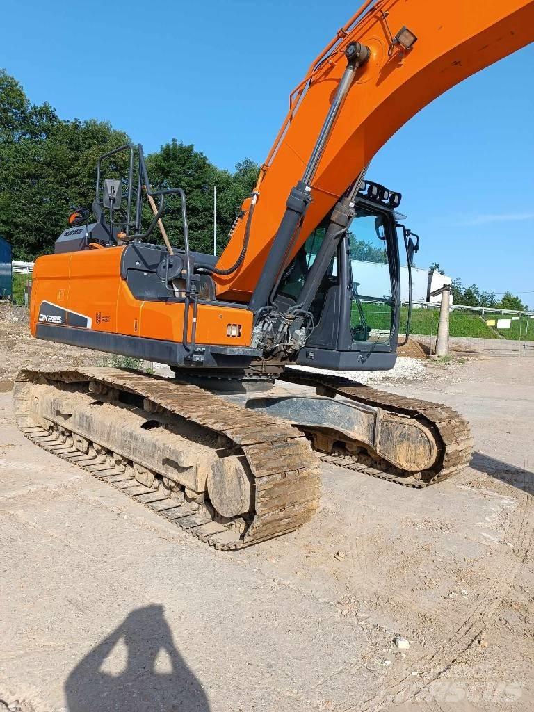 Doosan DX 225 LC-5 Rupsgraafmachines