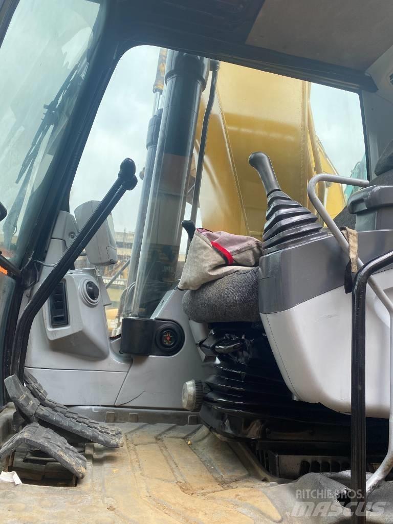 CAT 330 D Rupsgraafmachines