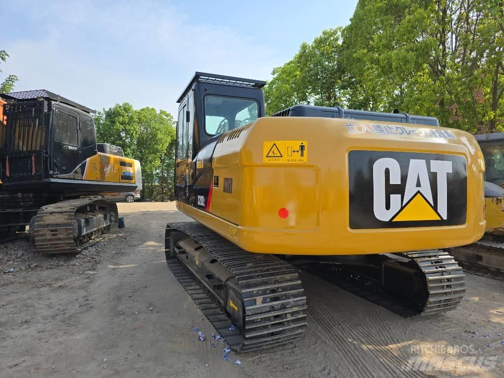 CAT 320D2 Rupsgraafmachines