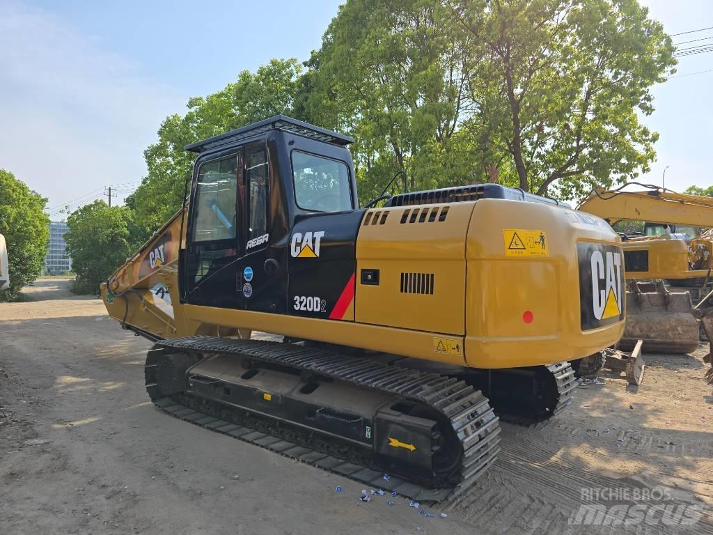 CAT 320D2 Rupsgraafmachines