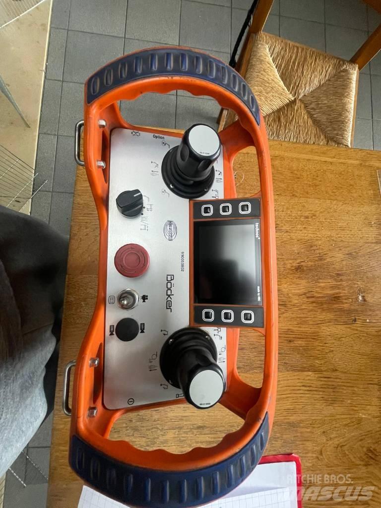 Böcker AK 36/4000 Kranen voor alle terreinen