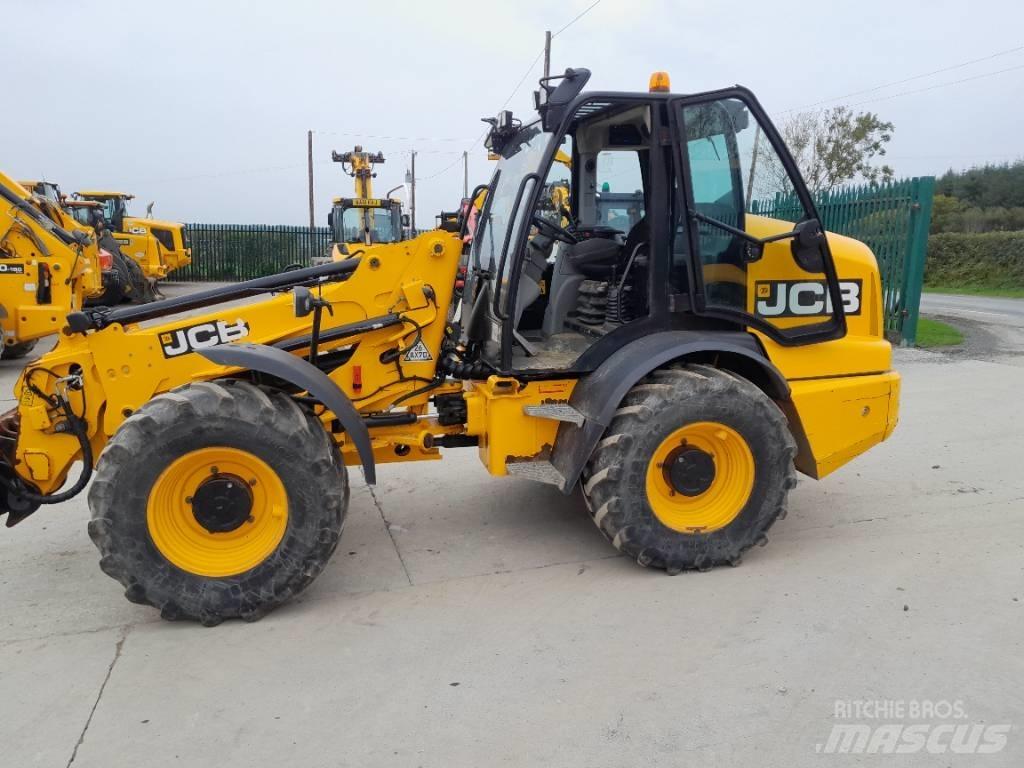 JCB TM 320 S Verreikers voor landbouw