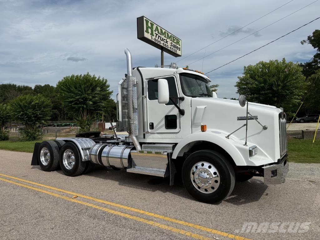 Kenworth T 800 Trekkers