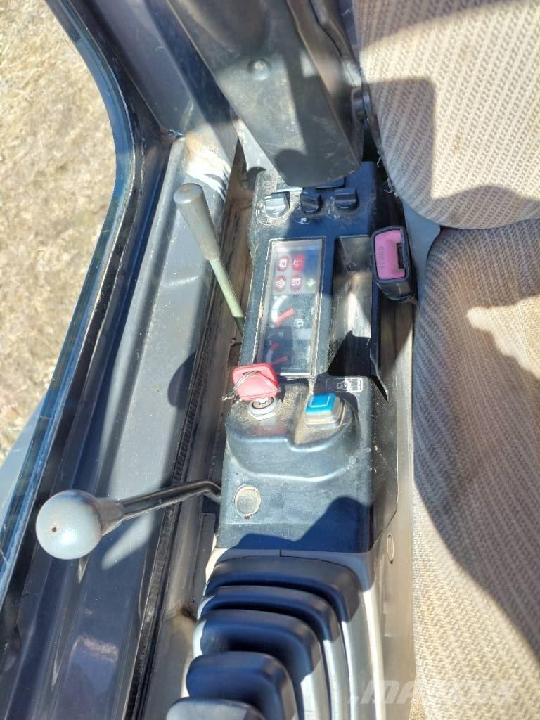 CASE CX 26 B Minigraafmachines < 7t