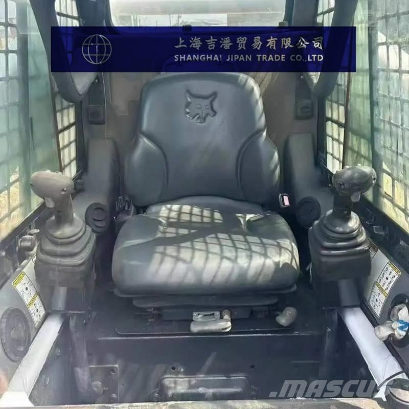 Bobcat S 330 Schrankladers