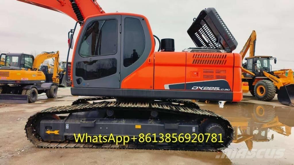 Doosan DX 225 Rupsgraafmachines