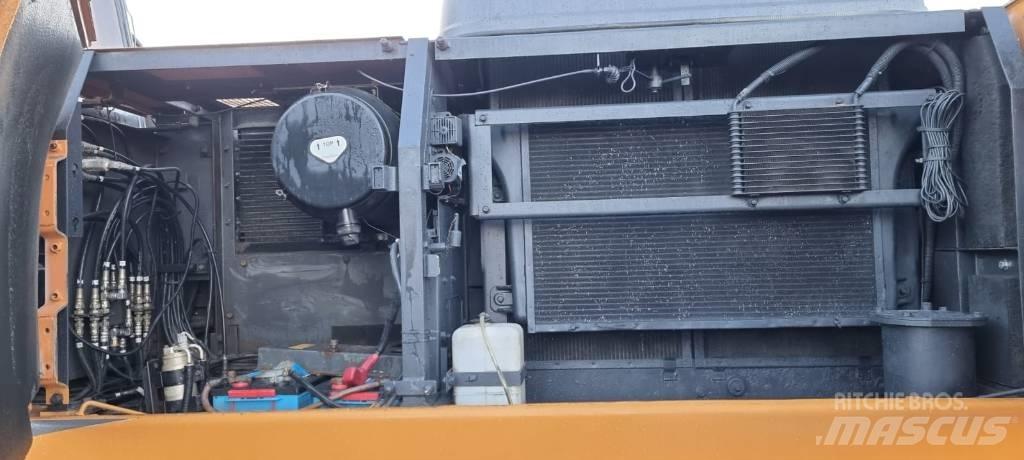 CASE CX 330 LC Rupsgraafmachines