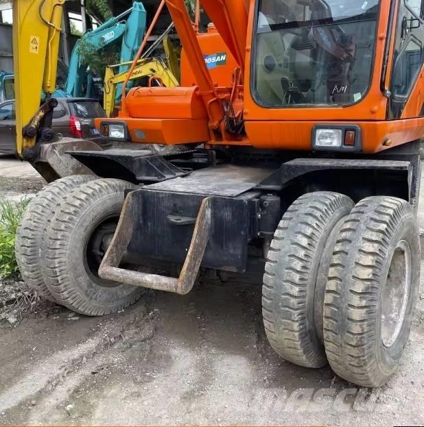 Doosan DH150W-7 Wielgraafmachines