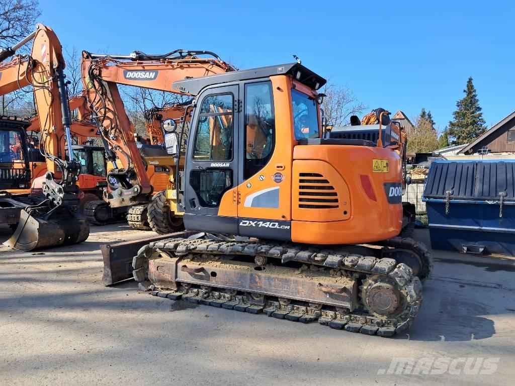 Develon DX 140 LCR-5 Rupsgraafmachines