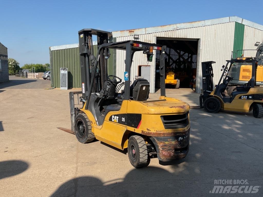 CAT DP35NT Diesel heftrucks
