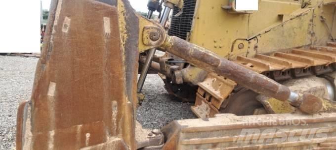 CAT D 9 N Rupsdozers