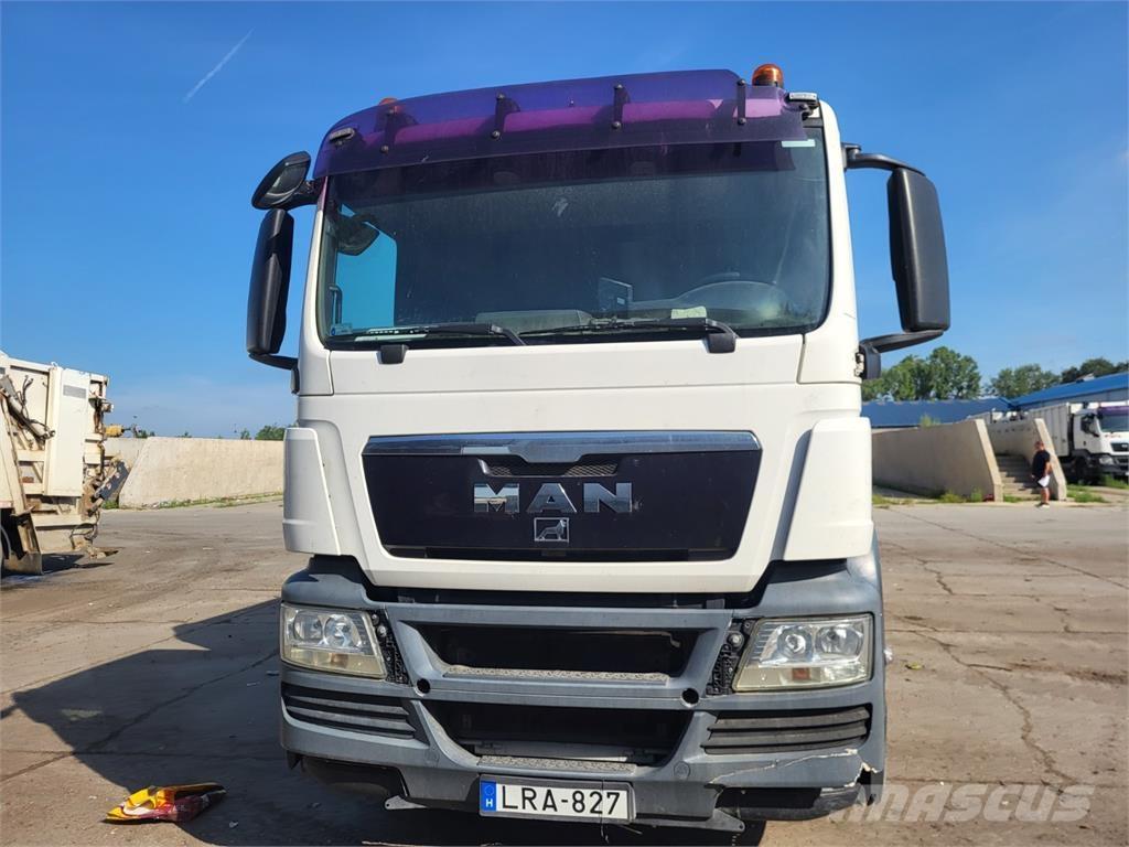 MAN TGS 28.320 6X2 Chassis met cabine