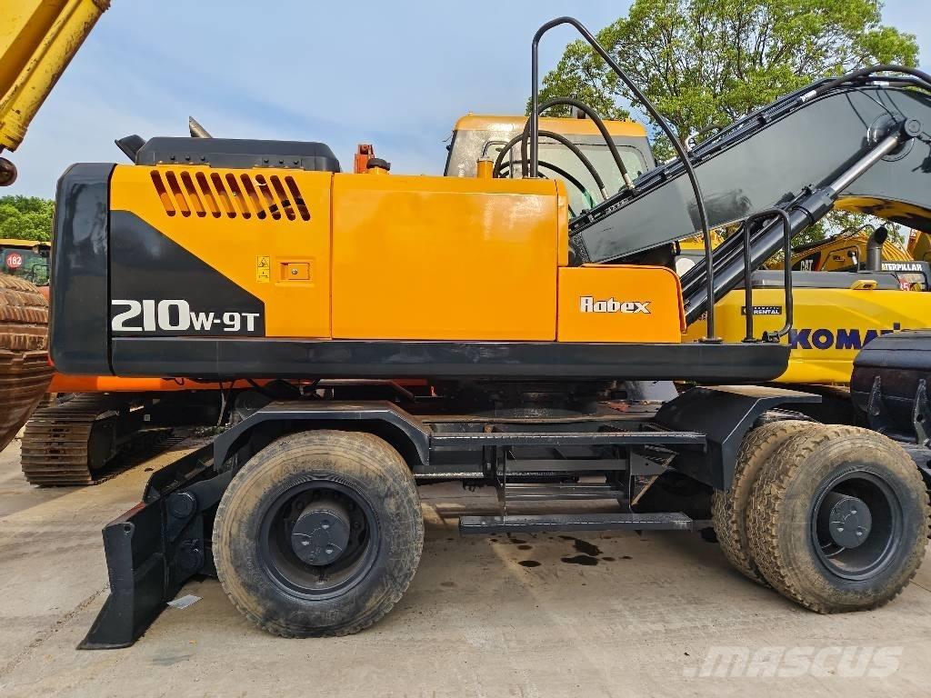 Hyundai R210W-9 Wielgraafmachines