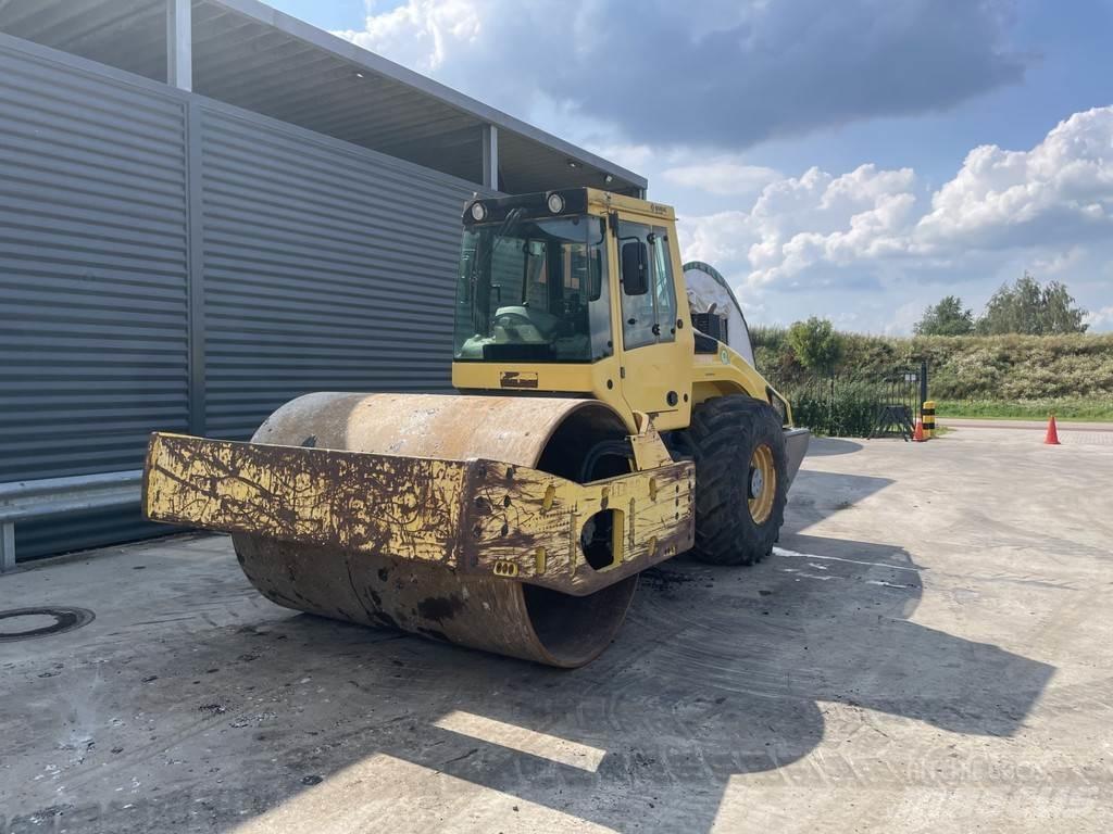 Bomag BW 216 DH-4 Trilrolwalsen