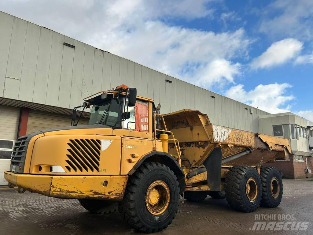 Volvo A 25 D Knik dumptrucks