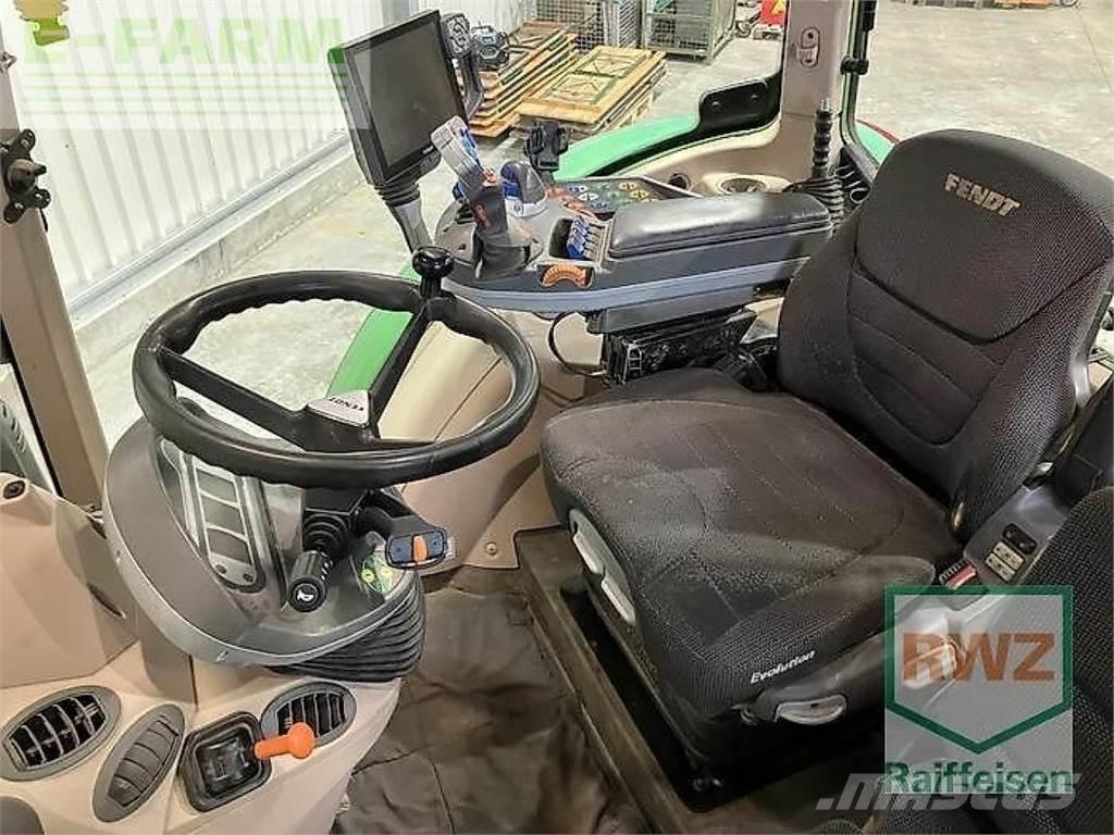 Fendt 700 vario s4 Tractoren