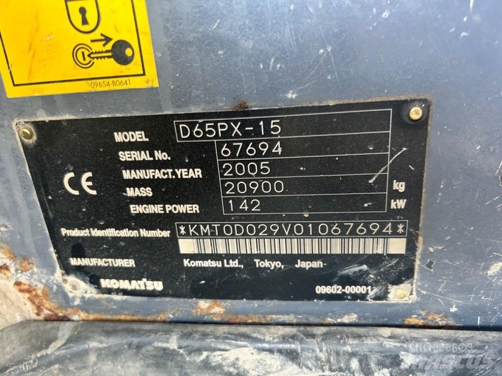 Komatsu D 65 PX-15 Rupsdozers