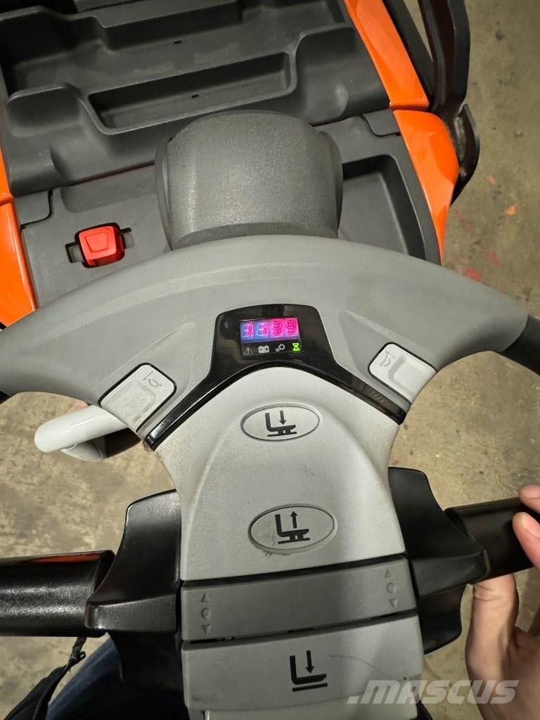 Toyota SPE160L Meeloop stapelaar