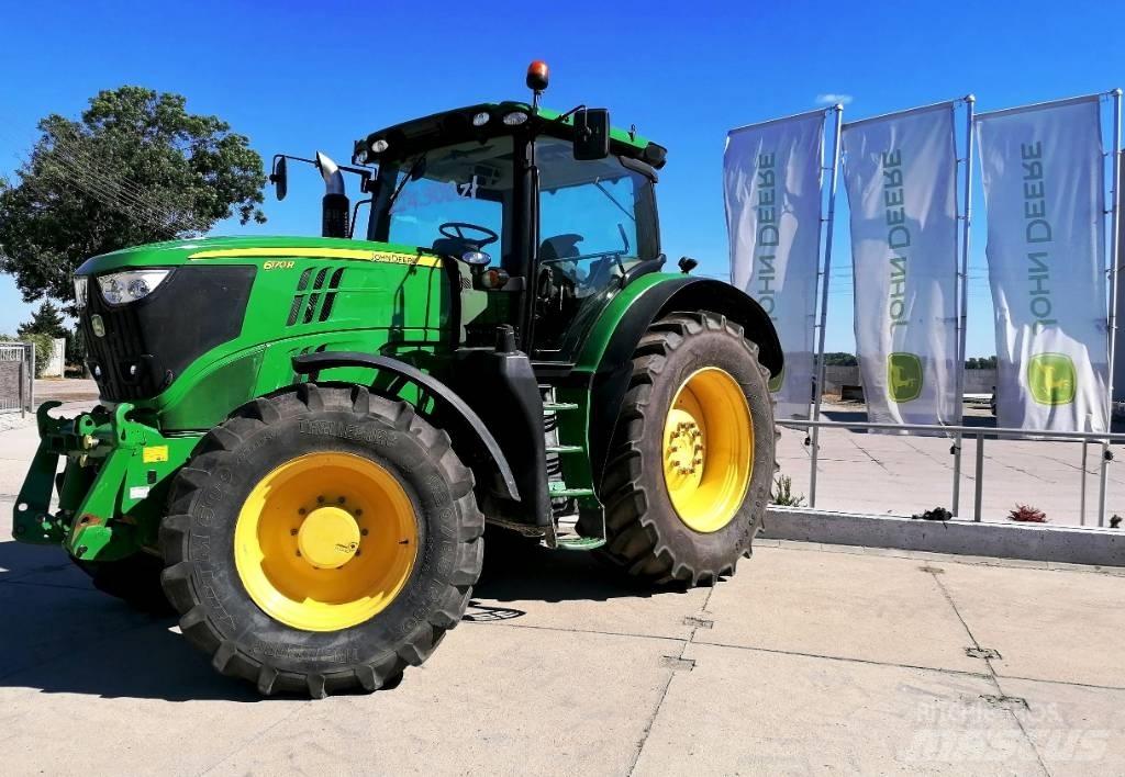 John Deere 6170 R Tractoren