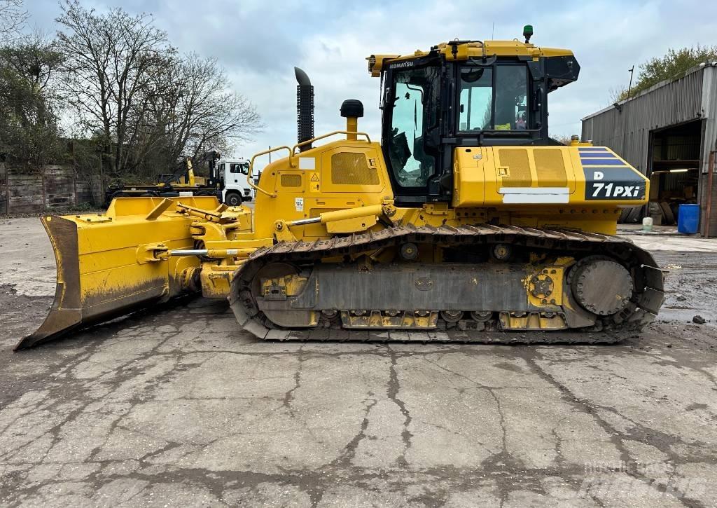 Komatsu D 71P Xi Rupsdozers