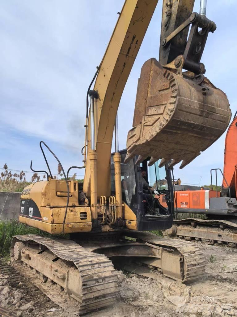 CAT 320 C Rupsgraafmachines