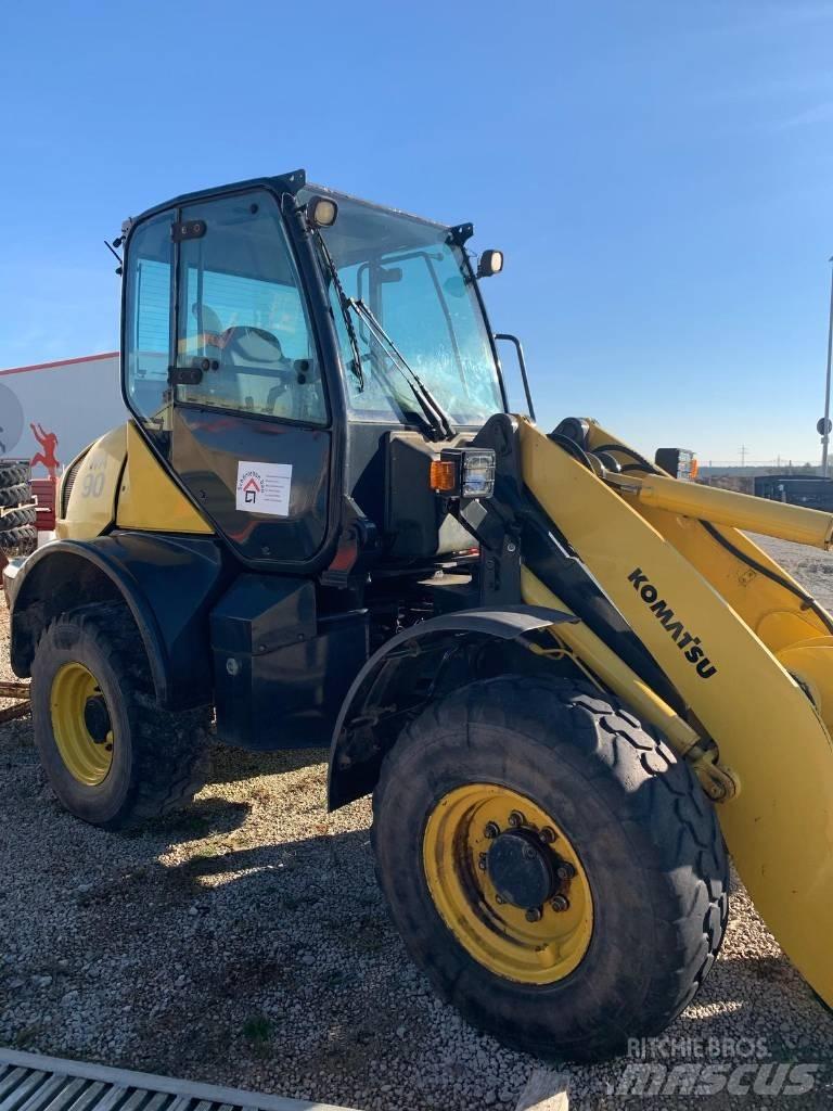 Komatsu WA 90-6 Wielladers