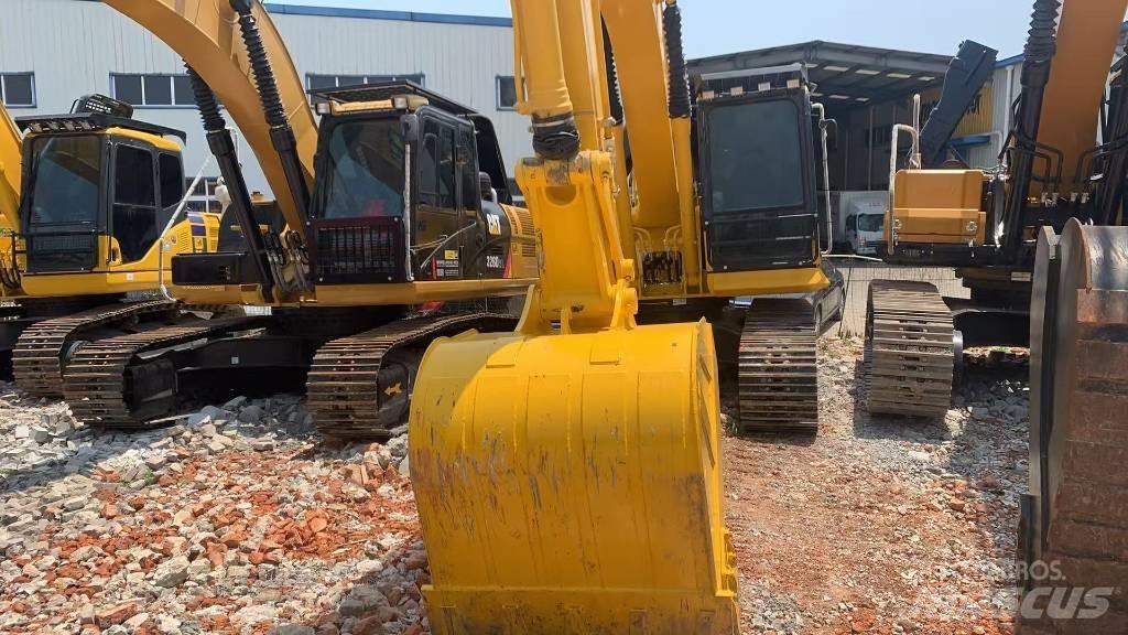 CAT PC200-8MO Rupsgraafmachines