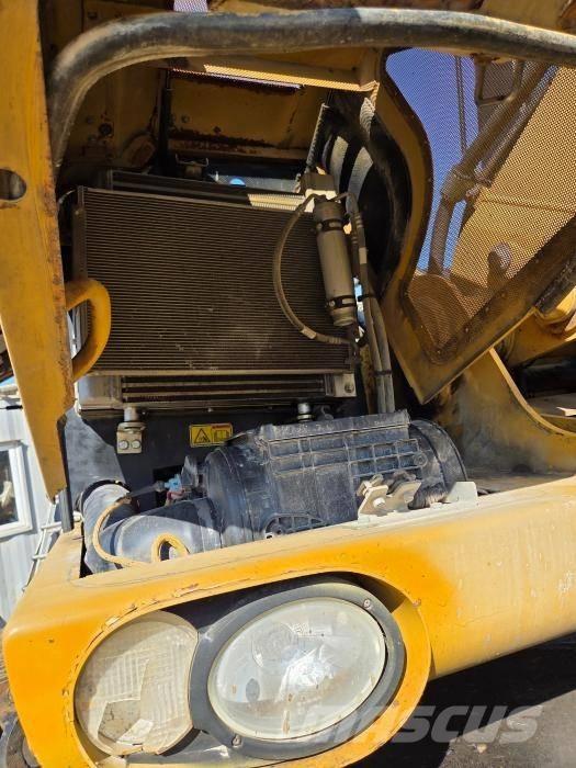 CAT M 313 D Wielgraafmachines