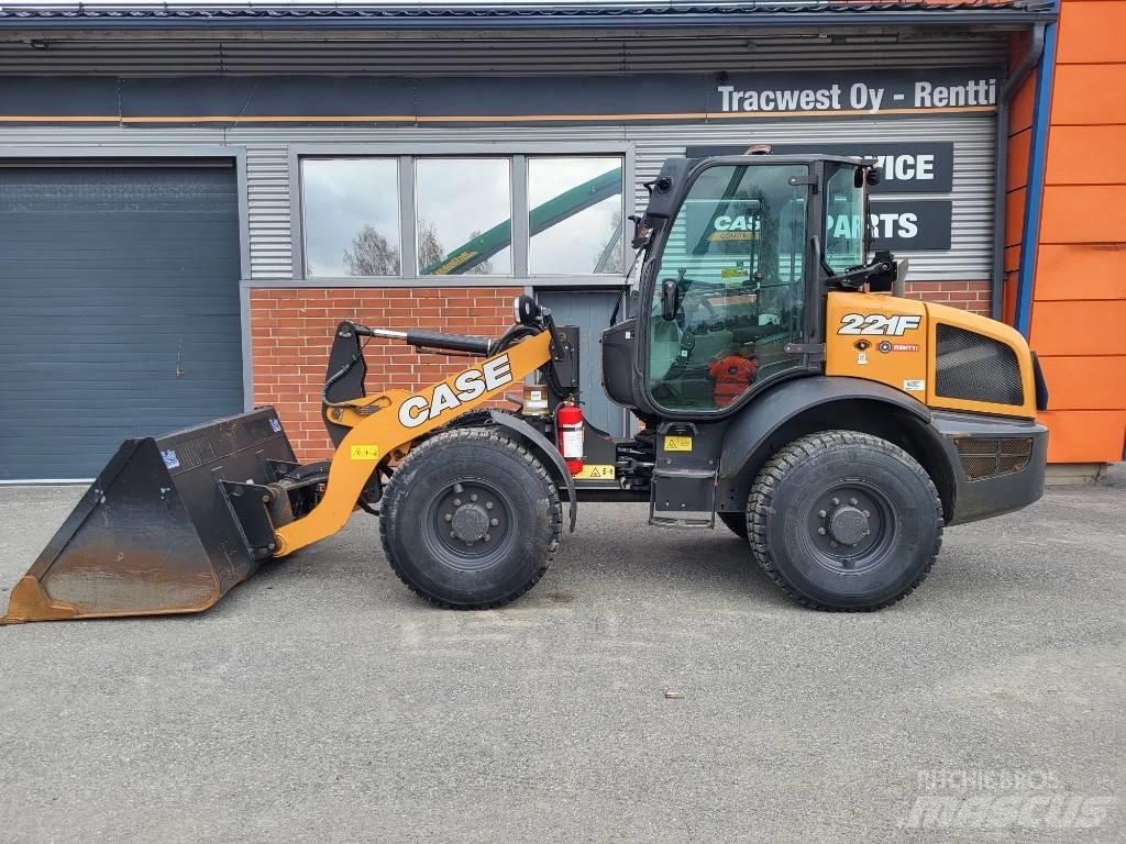 CASE 221 F Wielladers