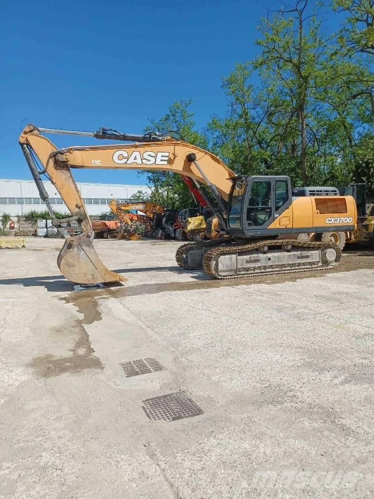 CASE CX 370 D Rupsgraafmachines