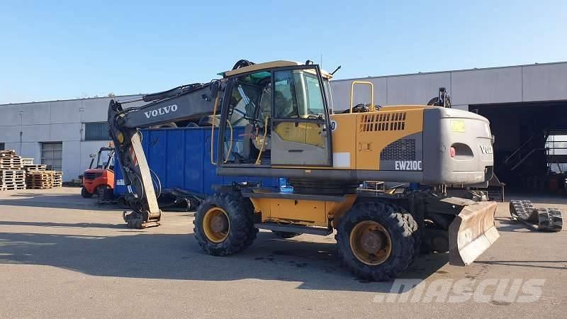 Volvo EW 210 C Wielgraafmachines