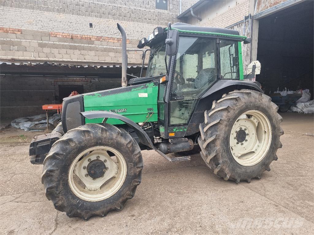 Valtra Valmet 900 Tractoren