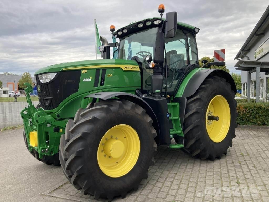 John Deere 6R250 Tractoren