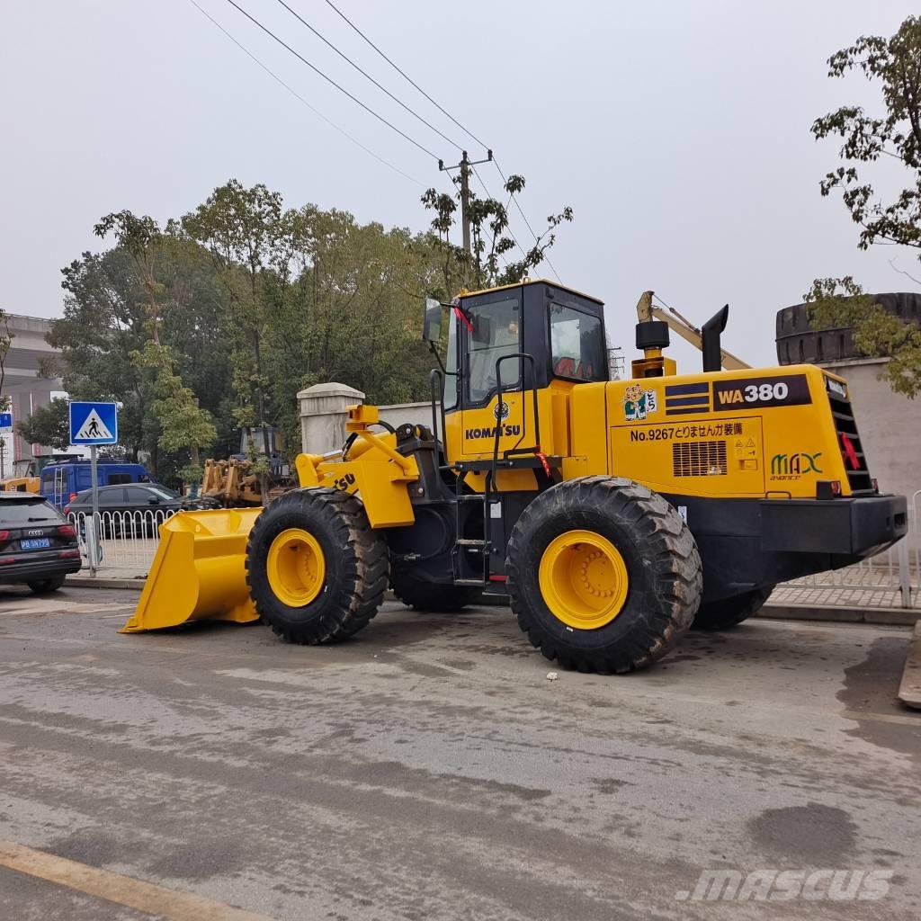 Komatsu WA 380 Wielladers