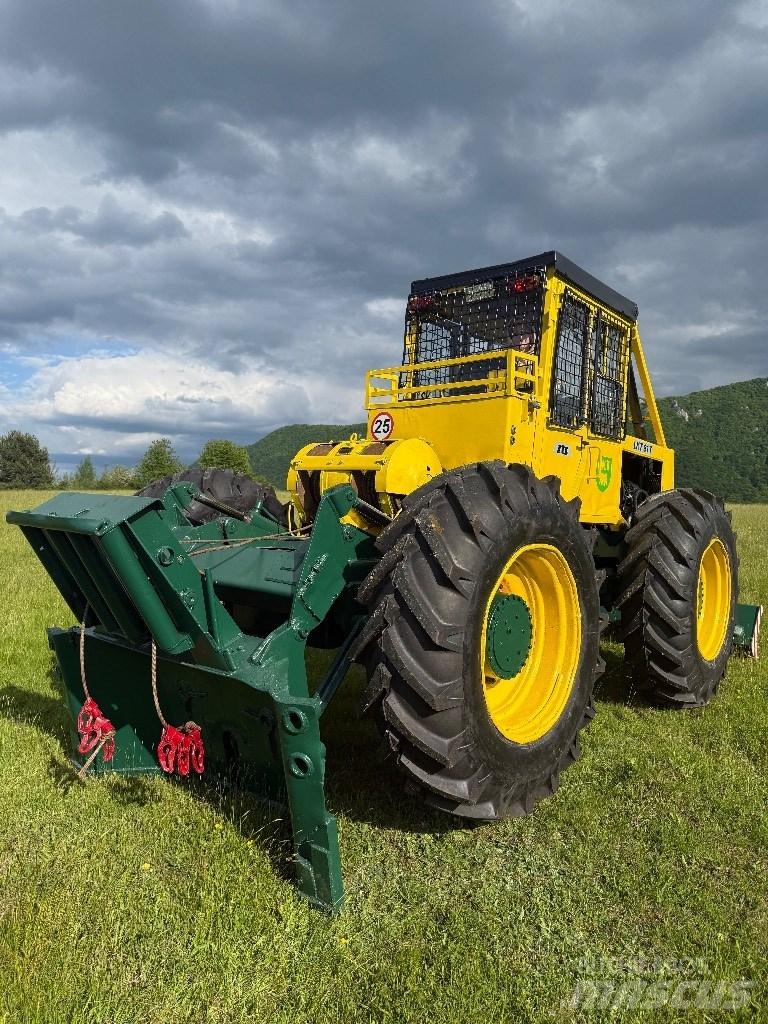 LKT 81 TURBO Bosbouw tractoren