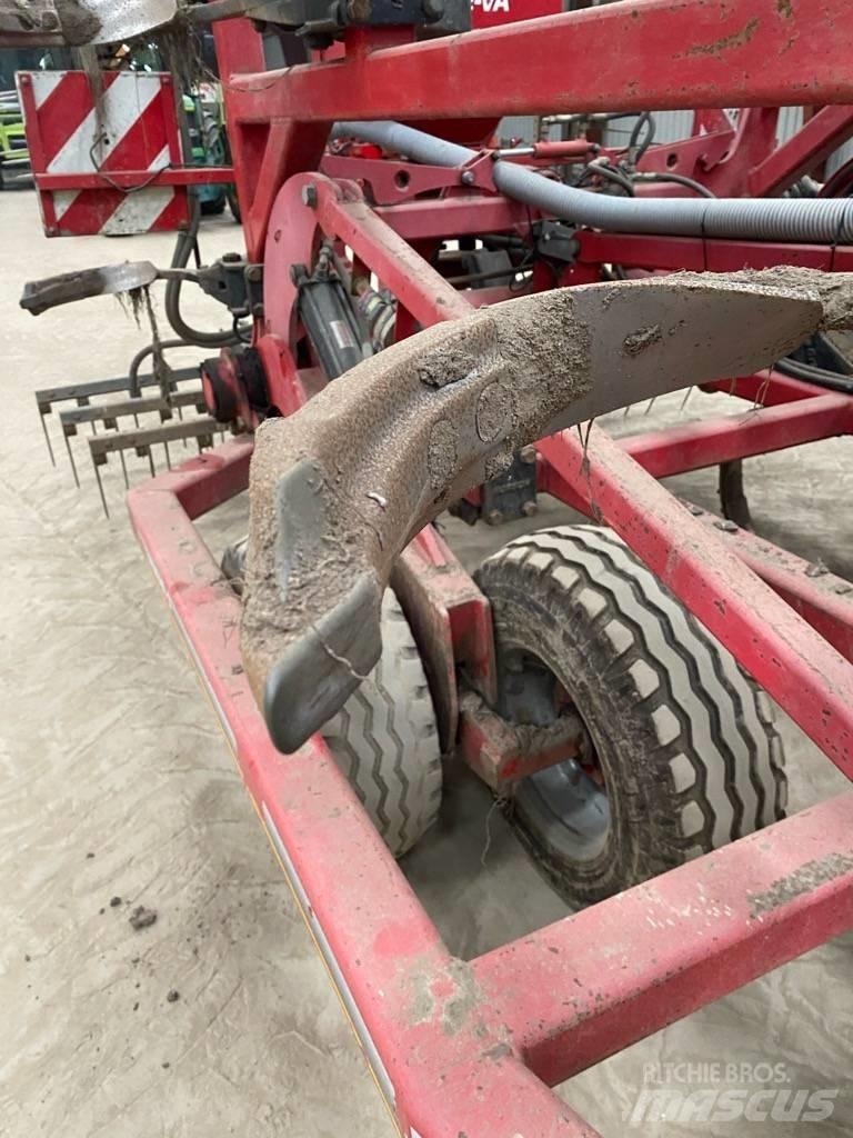 Horsch Terrano 6 FG Cultivatoren