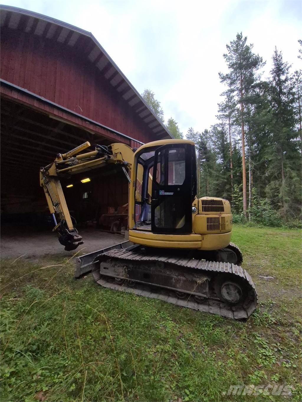 Komatsu PC75 UU Rupsgraafmachines