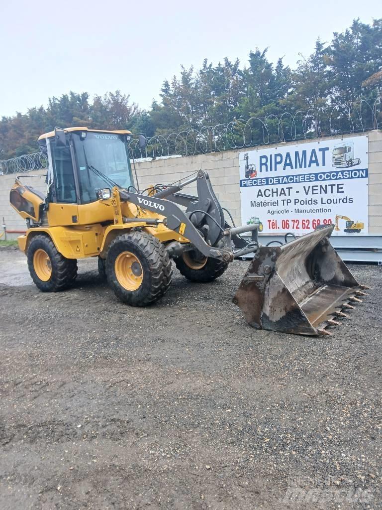 Volvo L 30 G Wielladers