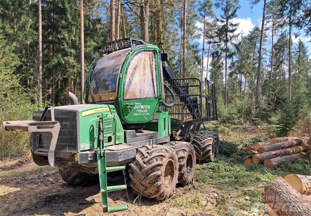 John Deere 810 E Uitrijwagens
