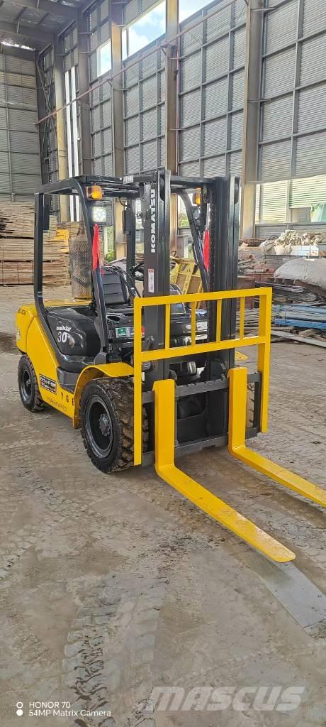 Komatsu FD 30 T-17 Diesel heftrucks