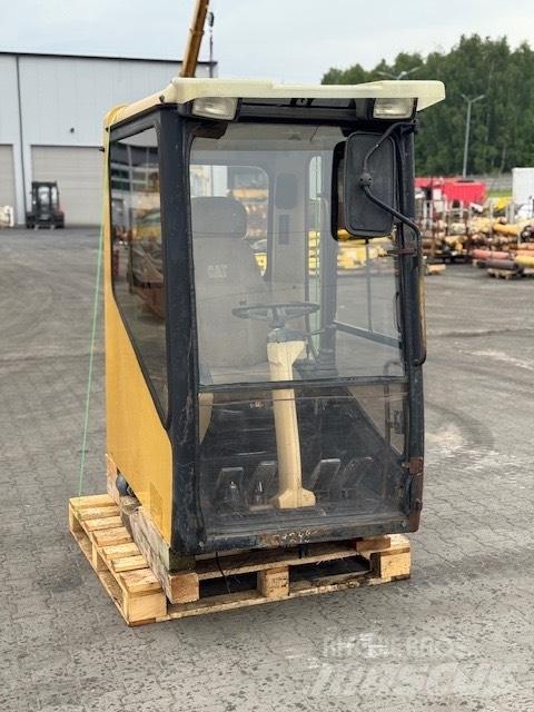 CAT M 320 USED CAB Cabine en interieur