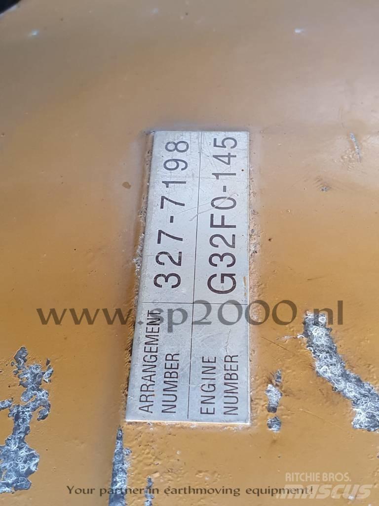 CAT 320 D Rupsgraafmachines