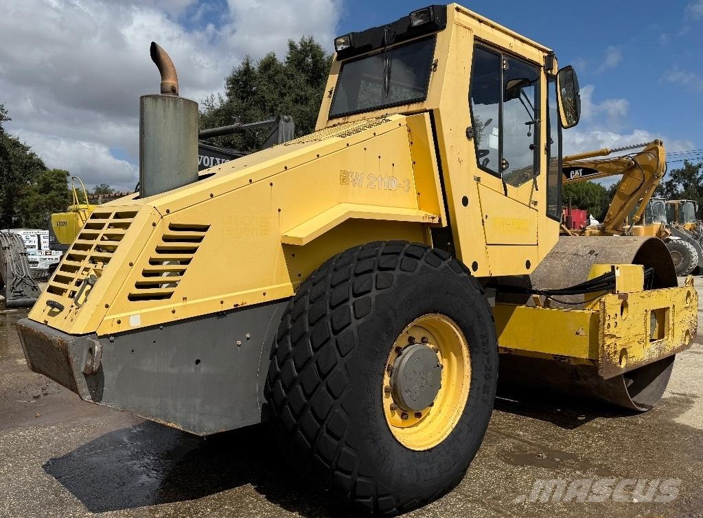 Bomag BW 211 D-3 Duowalsen