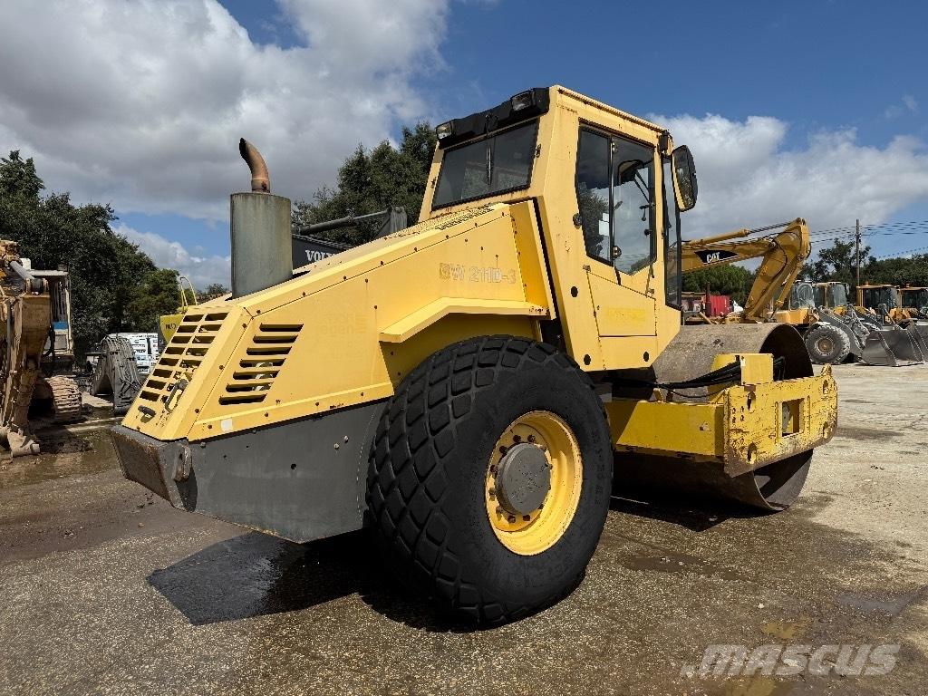 Bomag BW 211 D-3 Duowalsen
