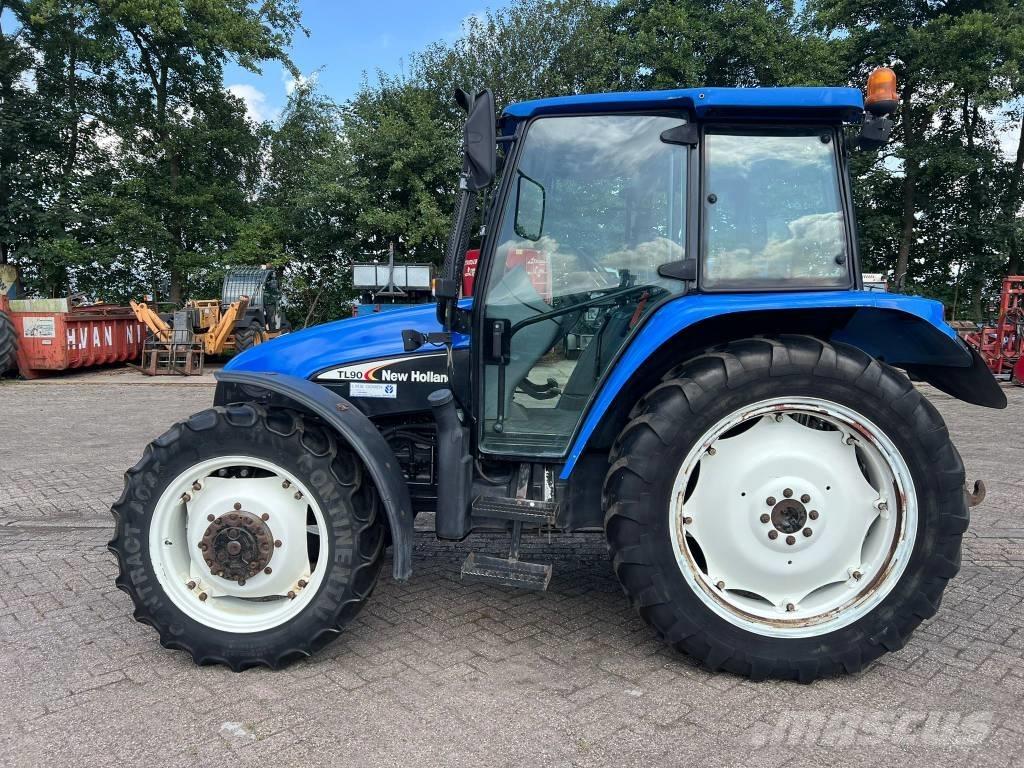 New Holland TL 90 Tractoren