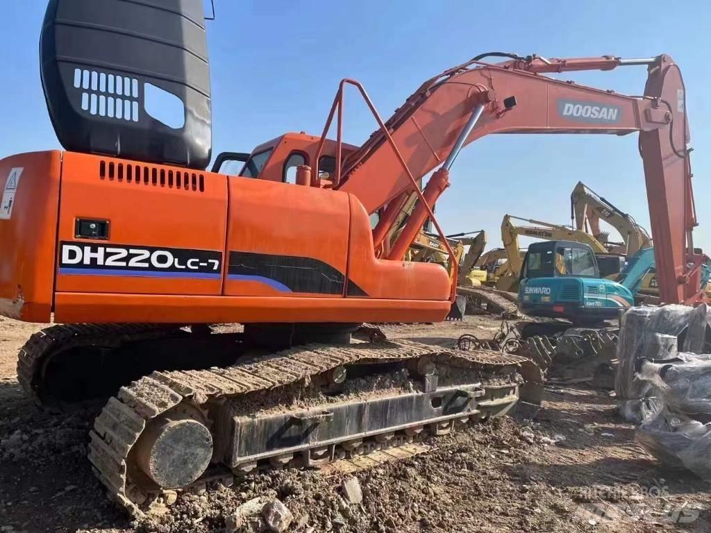 Doosan DH 220 Rupsgraafmachines