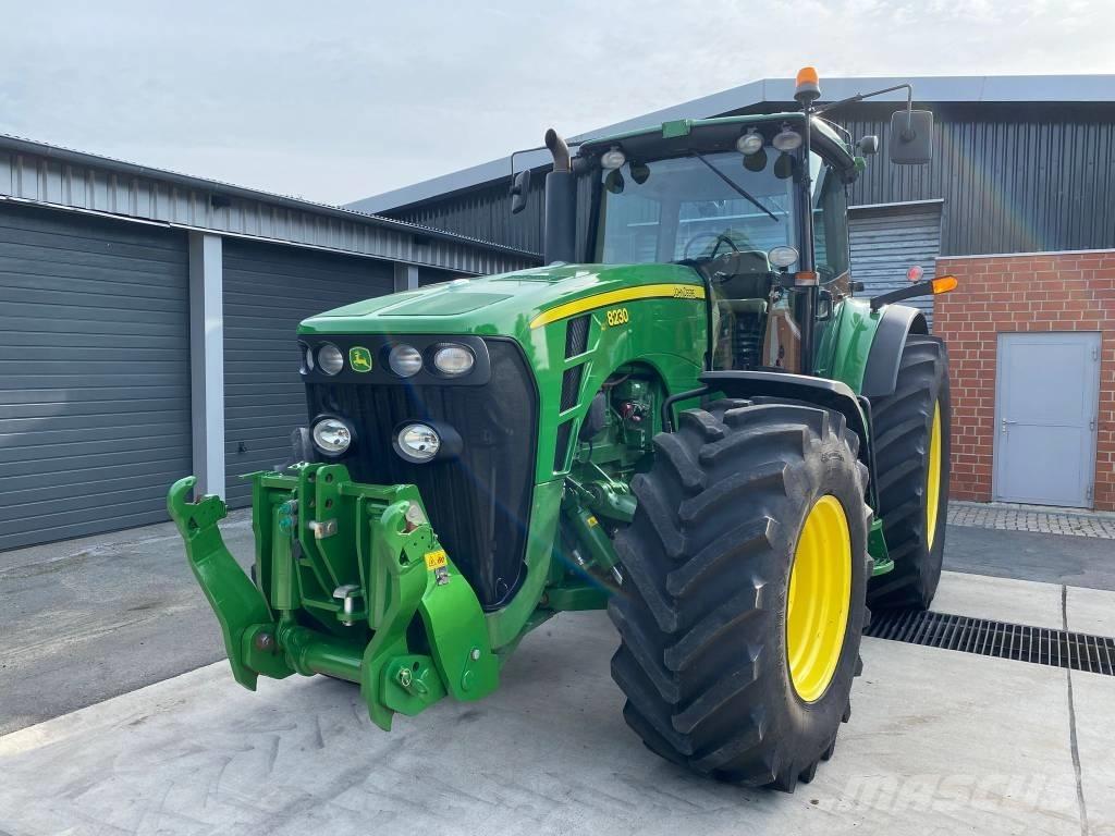 John Deere 8230 ILS Tractoren