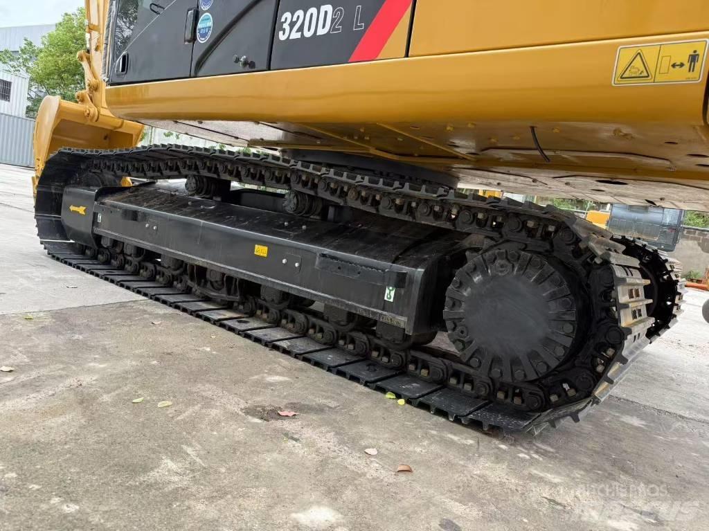 CAT 320 D Rupsgraafmachines
