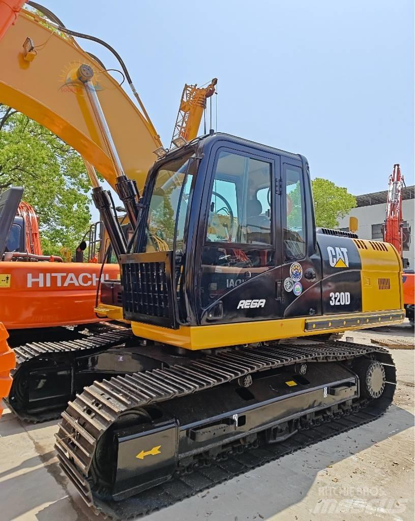 CAT 320 D Rupsgraafmachines
